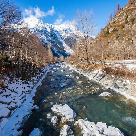 Beautiful In L Ngenfeld With Terrace Daire Längenfeld