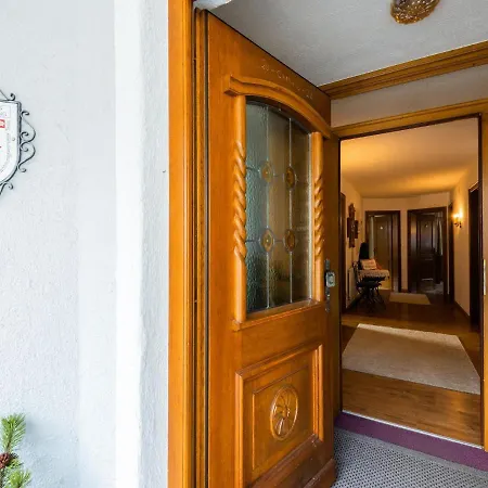 Beautiful Apartment In L Ngenfeld With Terrace *