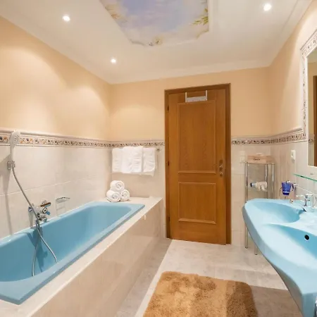 Beautiful Apartment In L Ngenfeld With Terrace Apartment *