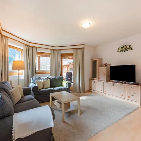 Beautiful Apartment In Laengenfeld With Terrace * Längenfeld