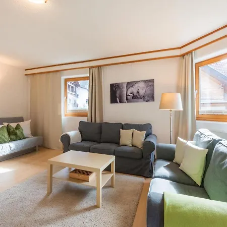 Beautiful Apartment In Laengenfeld With Terrace *