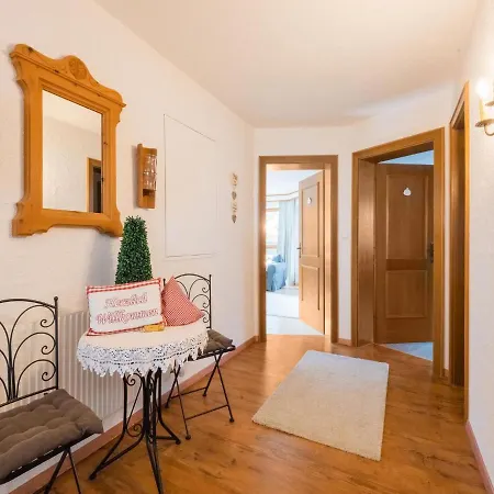 Beautiful Apartment In Laengenfeld With Terrace